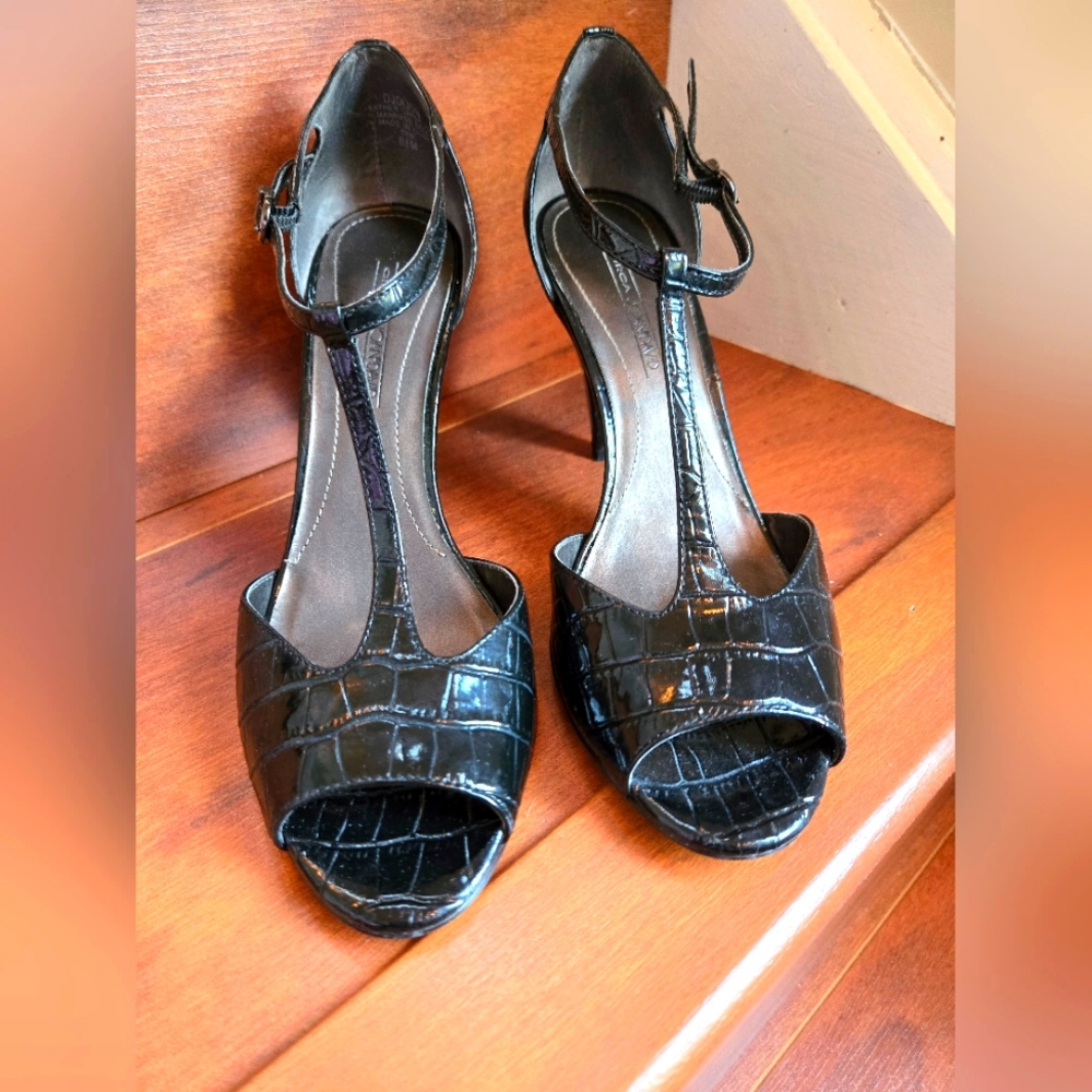 Joan & David Black Peep-Toe Heels